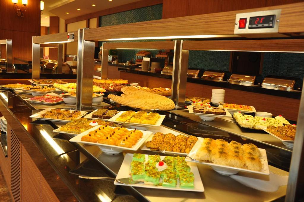 Ozkaymak Select Hotel อลันยา ภายนอก รูปภาพ