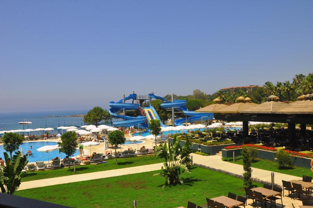 Ozkaymak Select Hotel อลันยา ภายนอก รูปภาพ