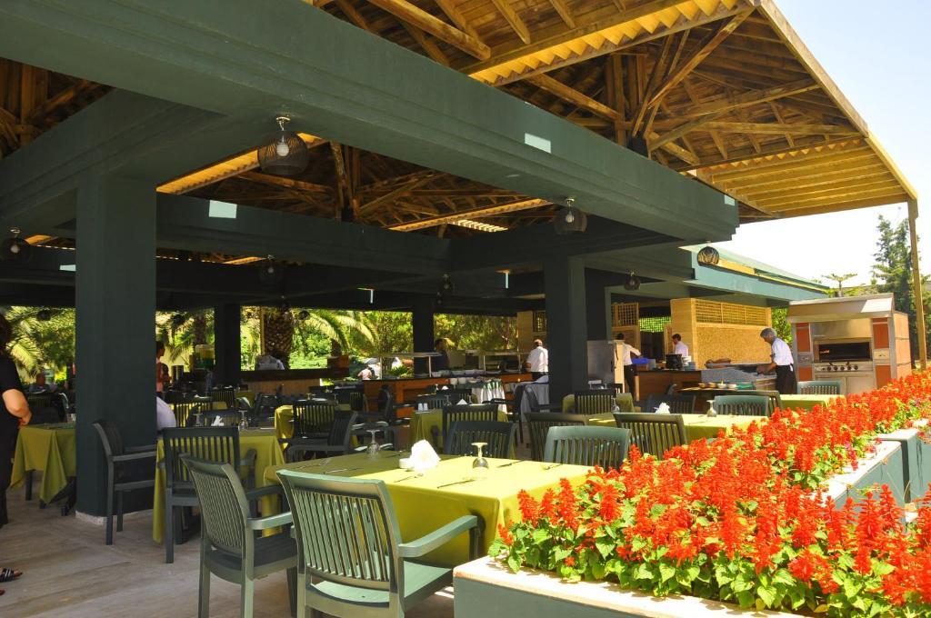 Ozkaymak Select Hotel อลันยา ภายนอก รูปภาพ