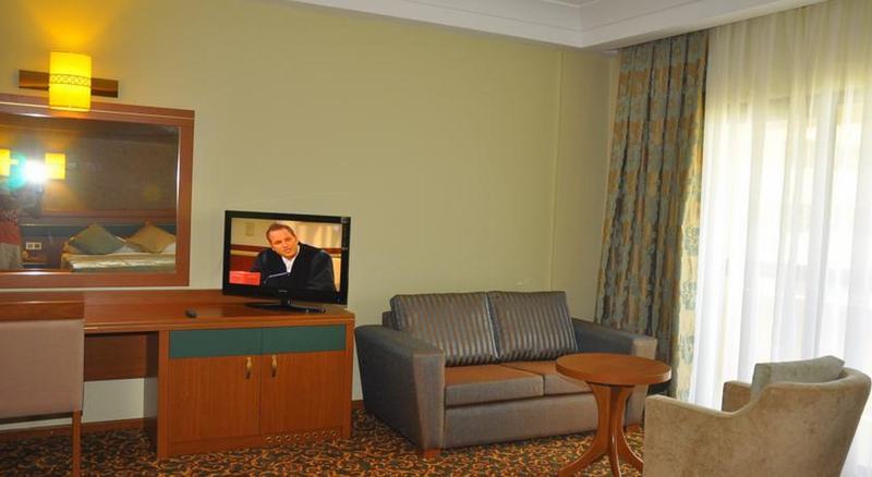 Ozkaymak Select Hotel อลันยา ภายนอก รูปภาพ
