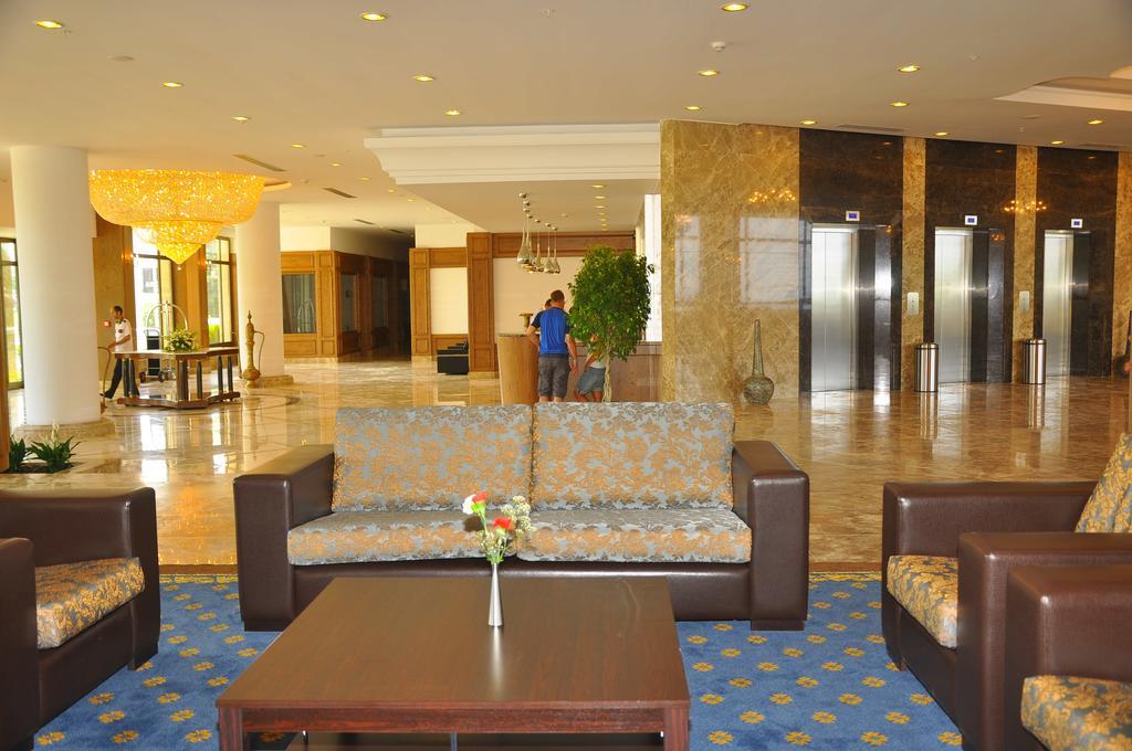 Ozkaymak Select Hotel อลันยา ภายนอก รูปภาพ